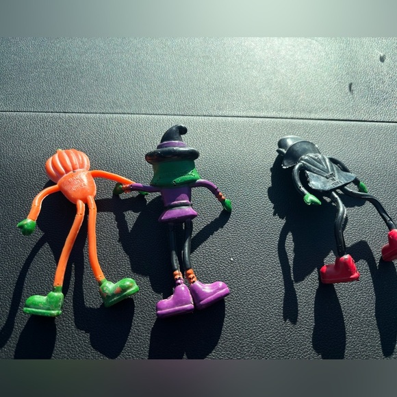 VINTAGE HALLOWEEN 3CT BENDY TOYS POSEABLE RUBBER DRACULA, WITCH, PUMPKIN 70s 80s - Picture 2 of 2